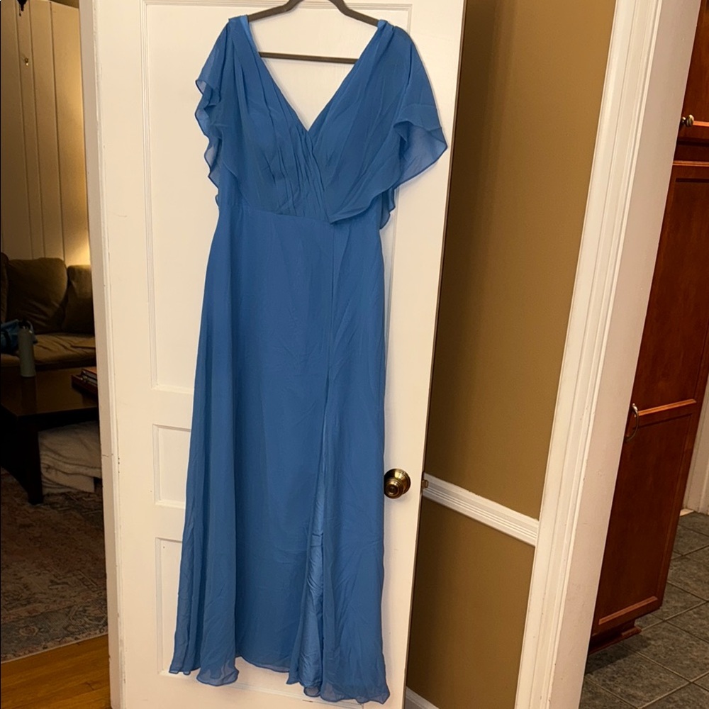Elegant Blue Evening Gown